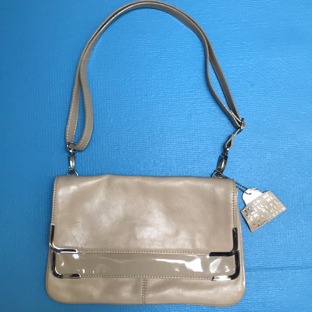 NWT LA DIVA leather purse